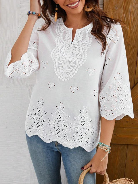 Stylish and sexy lace edge V-neck spring and summer new seven-quarter sleeve shirt m301472