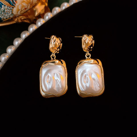 Pearl earrings m3331120