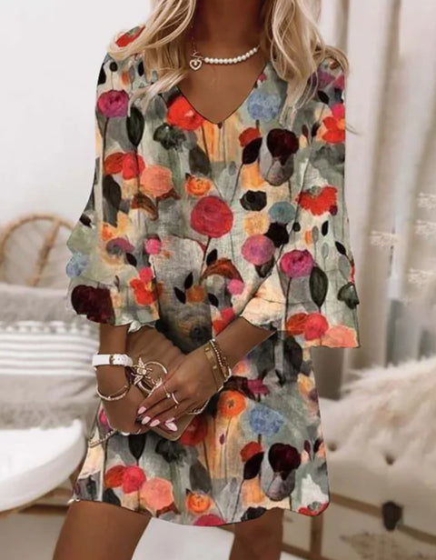 Full-body printed V-neck dress m302858