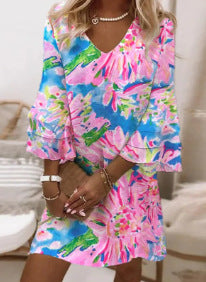 Full-body printed V-neck dress m302858