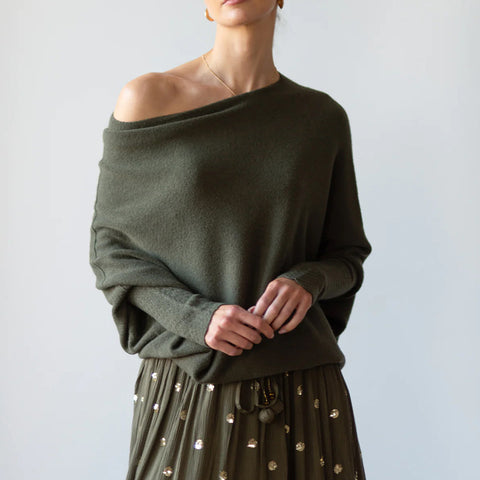 Crew neck long sleeve comfortable temperament knitted pleated jumper m302318