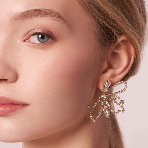 Temperament hollow flower earrings, fashionable retro rhinestone earrings m3331101